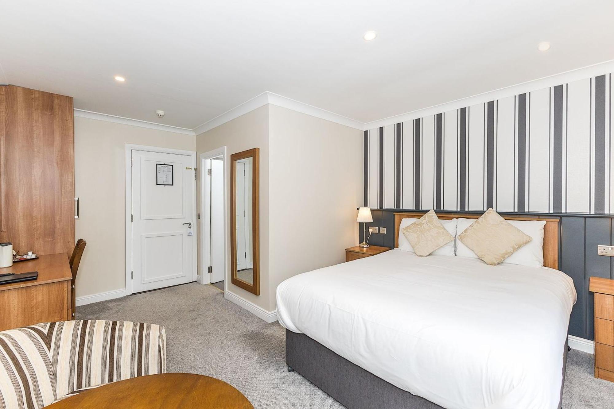 Hotel Hillview House Lusk Zewnętrze zdjęcie
