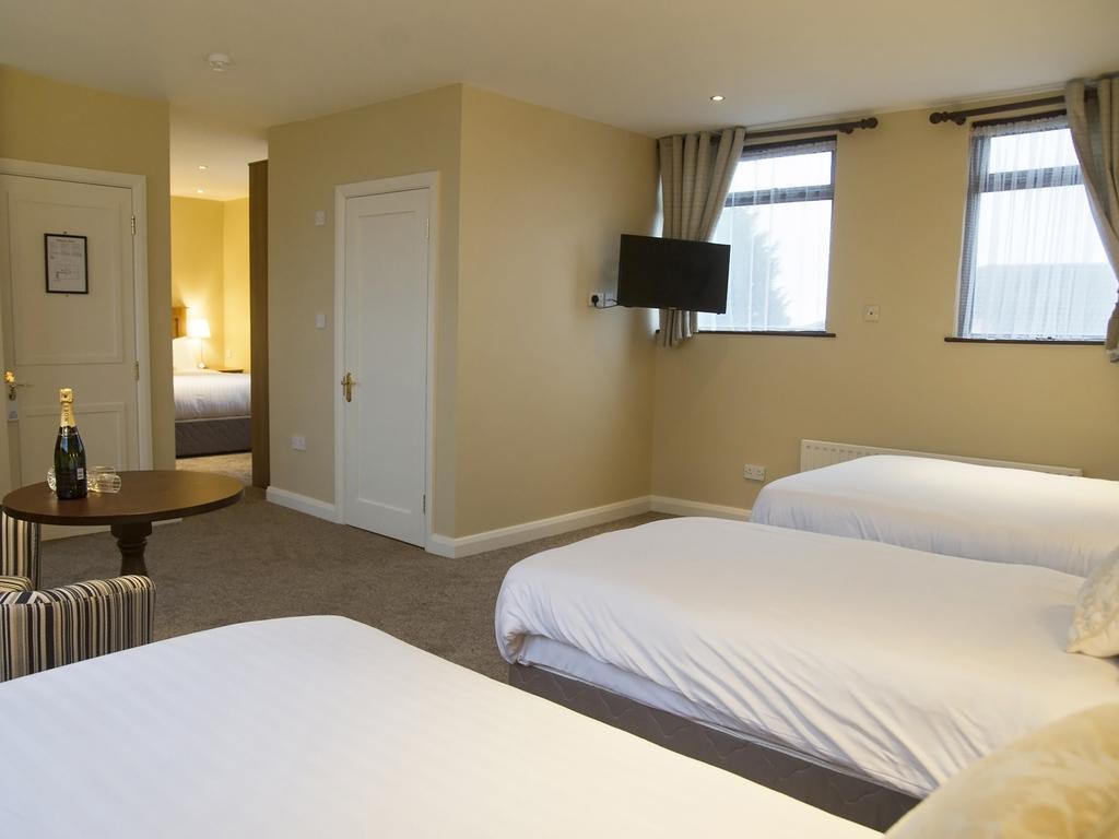 Hotel Hillview House Lusk Zewnętrze zdjęcie